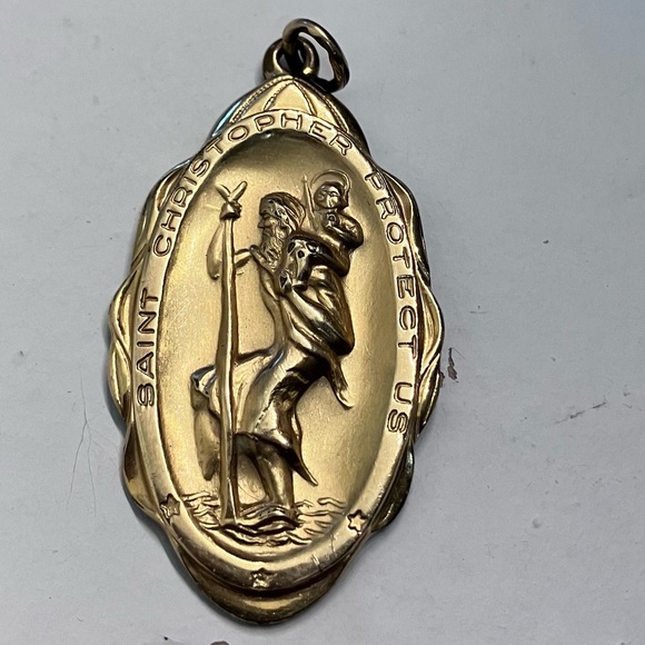 St Christopher Medal Goldtone Theda 1/20 12K GF Pendant - Picture 3 of 4
